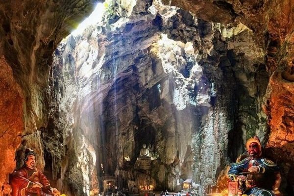 d6d6ede9-e353-4ef2-bf54-edaf418a896b_marble-mountain-monkey-mountain-large-600x400